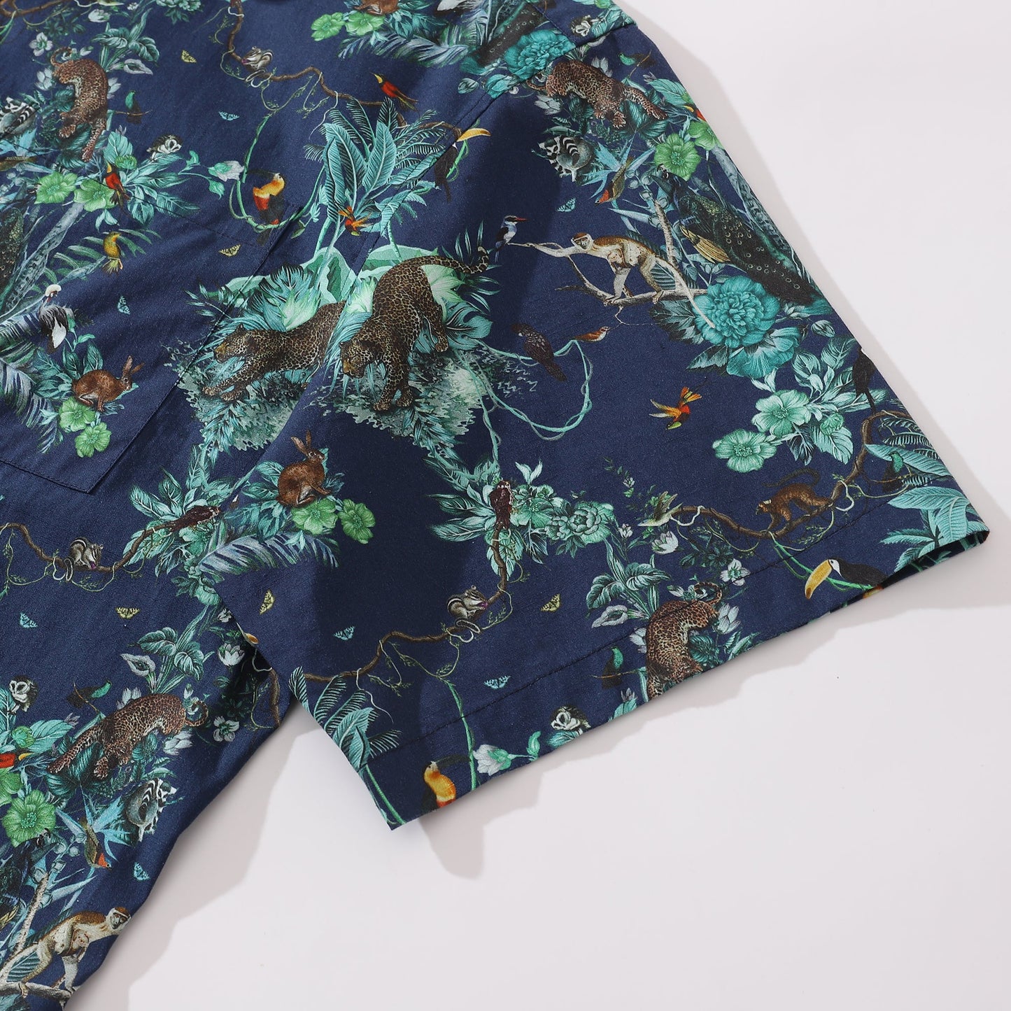 Men's Hawaiian Shirt Symphony of the Amazon Print Cotton Button-down Short Sleeve Aloha Shirt