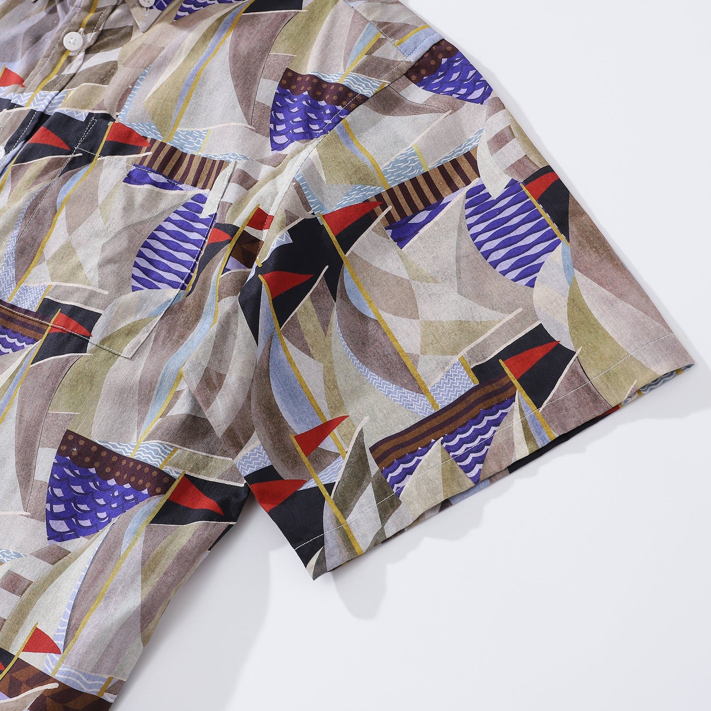 1960s Vintage Men's Hawaiian Shirt Sailboat Print Cotton Button-down Short Sleeve Aloha Shirt