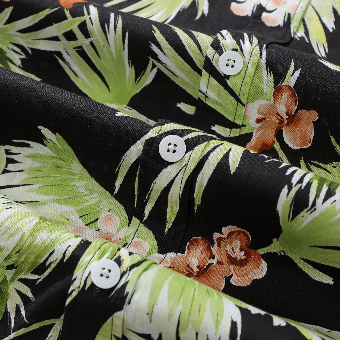 Hawaiian Shirt For Men Black Tropical Floral Print Cotton 1940s Vintage Aloha Shirt